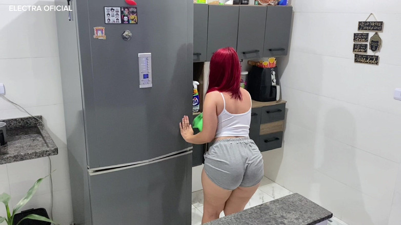 Curious Electra: बालकनी की सफाई