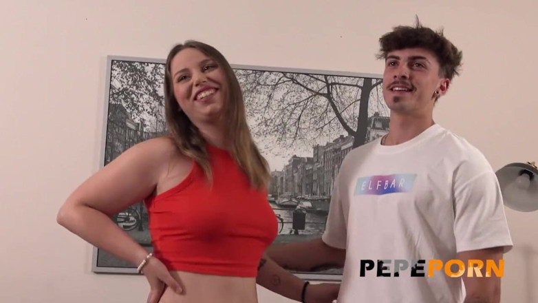 PepePorn: Claire P के लिए सरप्राइज उपहार: वह हमेशा से इस आदमी को चोदना चाहती थी !!