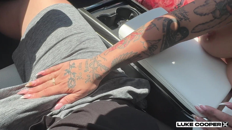Luke cooper: Tattooed Slut with Huge Tits Slobbered My Cock in the...