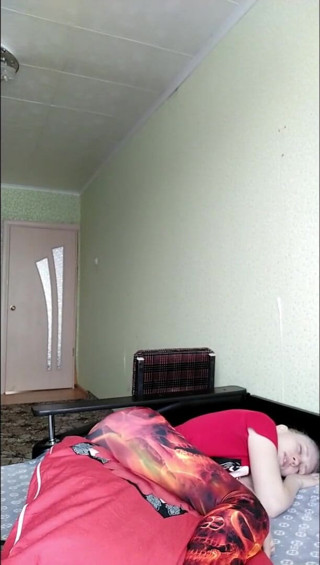 Meri-Mouse: I really wanted sex and fucked a pillow