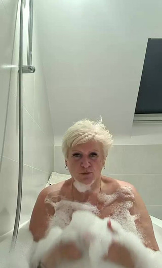 Uk Joolz: Koupelové bubliny s Joolzem.