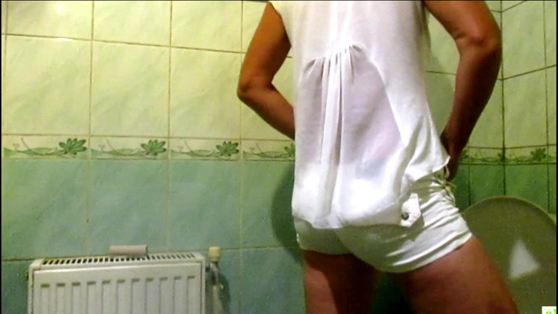 Sexi Lenka: Superbe filet de pisse de mon vagin