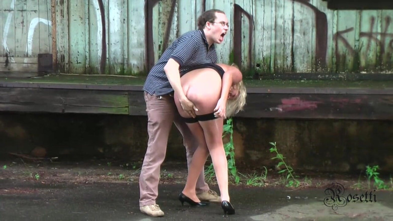 Rosetti: Outdoor face fucking