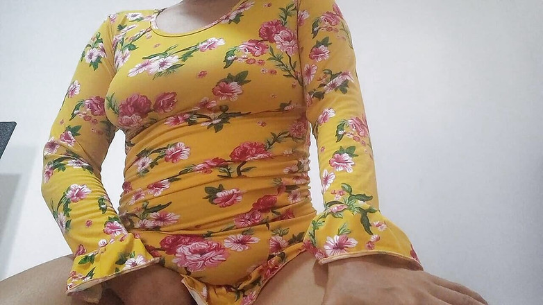 PATY PATY: Působivý!! Latina strávila celý den masturbací sama, dokud neudělá krémovou...