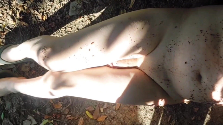 Kitty_Cross: Mulut cantik, perkataan nakal