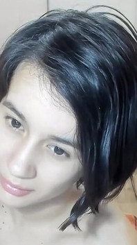 Caliente Myla_angel sonríe a la cámara