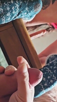 Tanial deu prazer à sua buceta e bunda antes de chupar o pau do namorado
