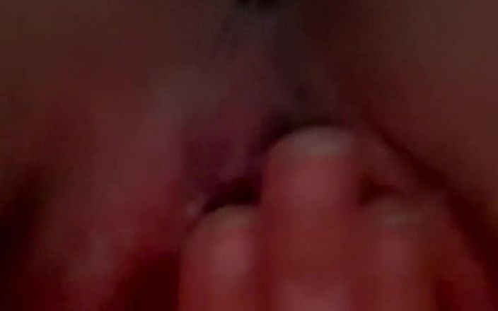 HornyPussy2018: Mzansixxx afrikaans donna si masturba e sborra succo di figa...