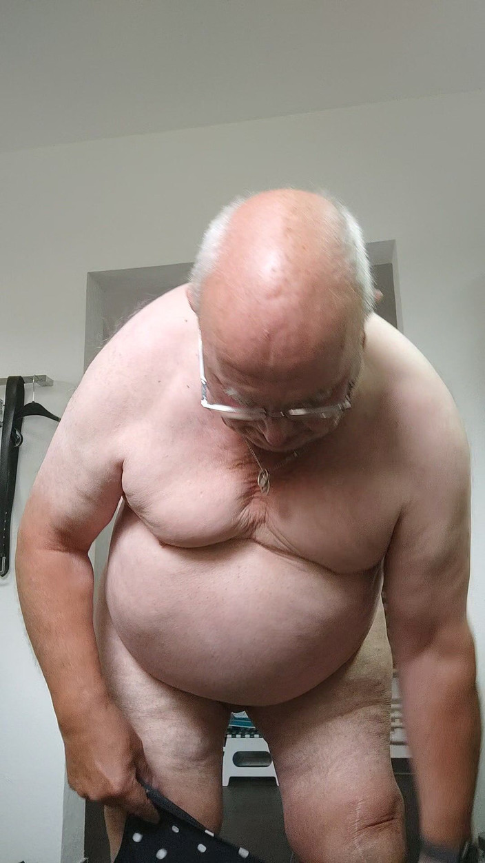 Karlchengeil: Bonita en trajes de baño de esposas