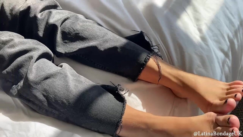 Latina Fetish: 털이 많은 보지를 따먹는 타티 720p)(할인)