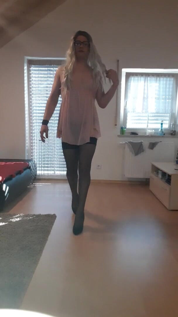 Julia CD: Sexy lingerie crossdresser teen