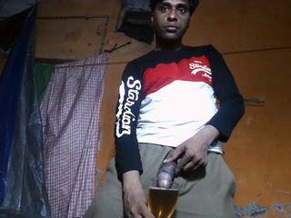 Desiboy110Ankit: Mear bebiendo porno