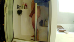 Dick Pants: Penyusut penis di kamar mandi air dingin