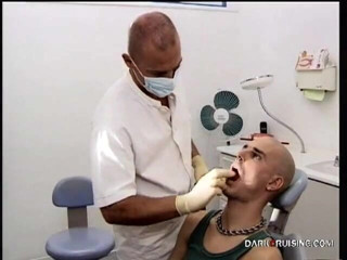 Cazzofilm: Trapped in the dentist chair