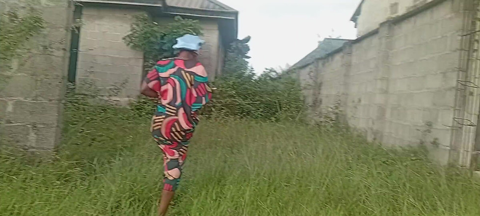 Creamyshuga: Il prend ses deux femmes pour aller baiser dans un...