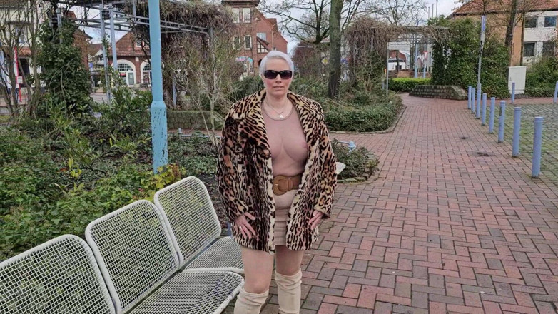 UserBitch1: Şehrin Ortasında