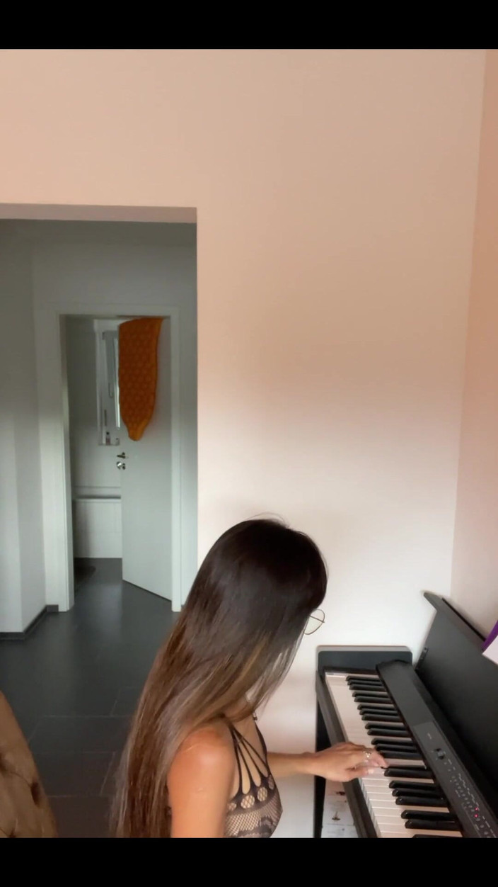 DaringKiara: Nejlepší oblečení pro hraní na klavír