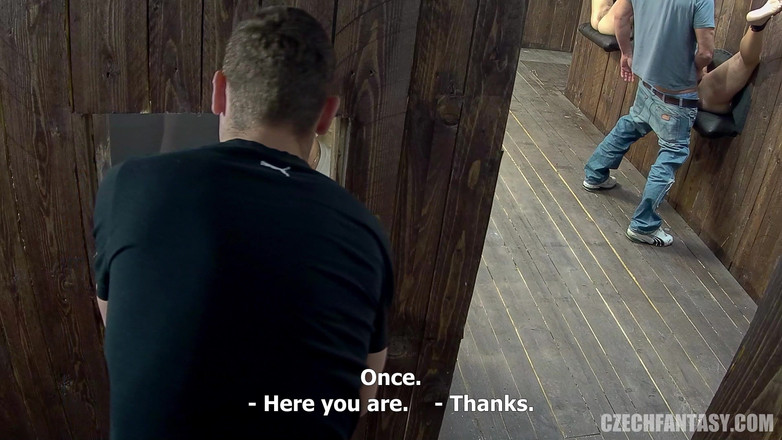 CzechFantasy: Fantasi Czech 5 - bahagian 1: bilik kongkek: di mana perempuan jalang bertemu...