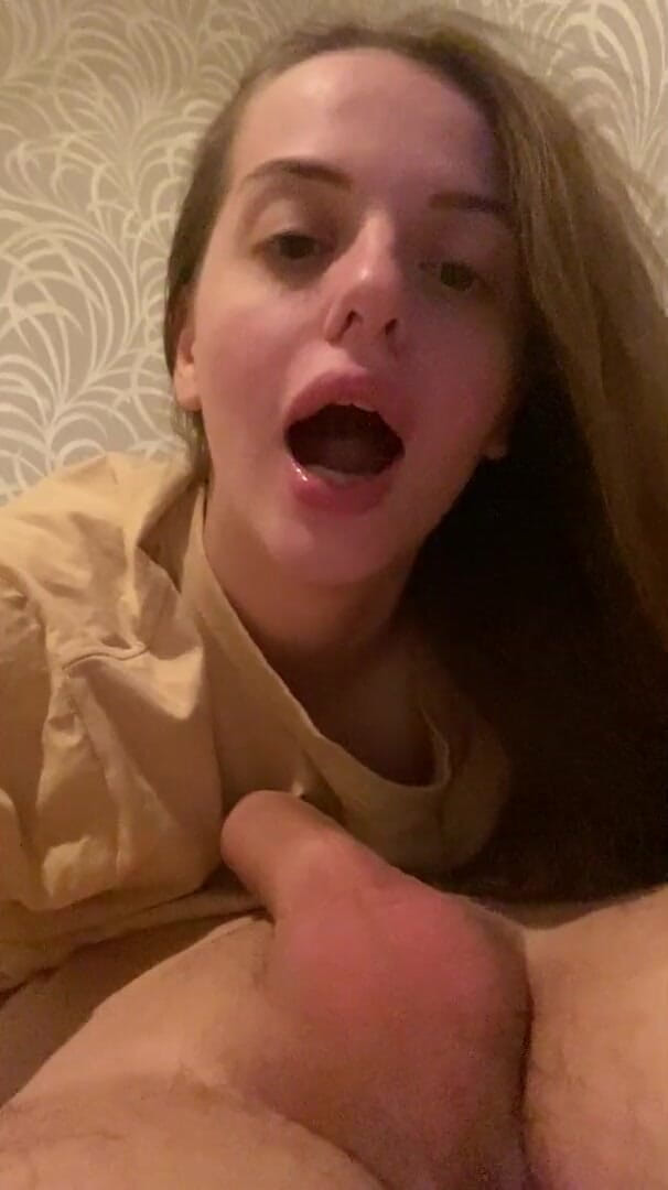 Katy Milligan: Večerní kouření v 69 póze