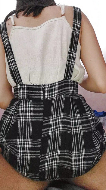 CASALCUIABAMT: Braziliaans tienermeisje wordt hard in haar kont en poesje geneukt...