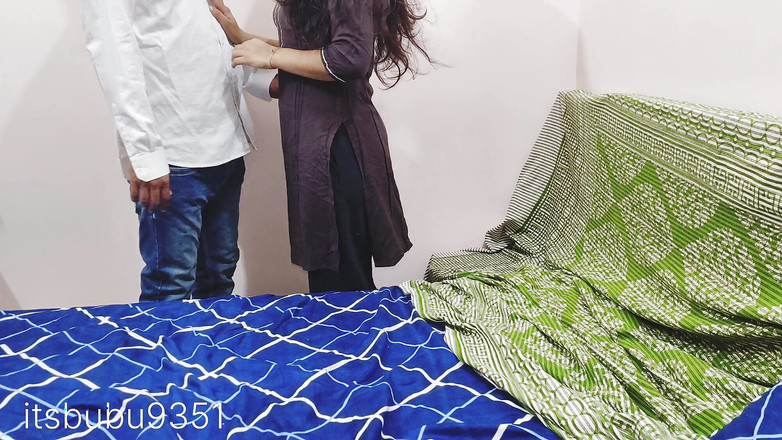 itsBubu: Nevlastní sestra svádí nevlastního bratra k sexu a on ji...