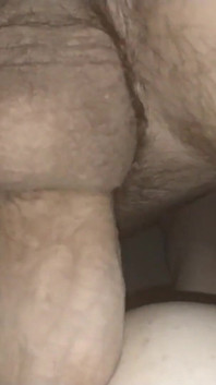 Bir komşu götünü yerine almaya geldi