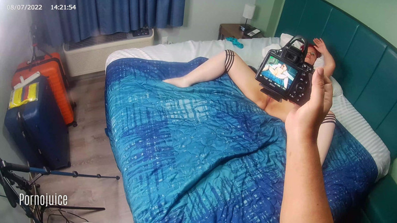 PornoJuice Faphouse: tumhen meri kolambiyaee choot ka viry kaithlina kolambiyaee abhinit dekhna...