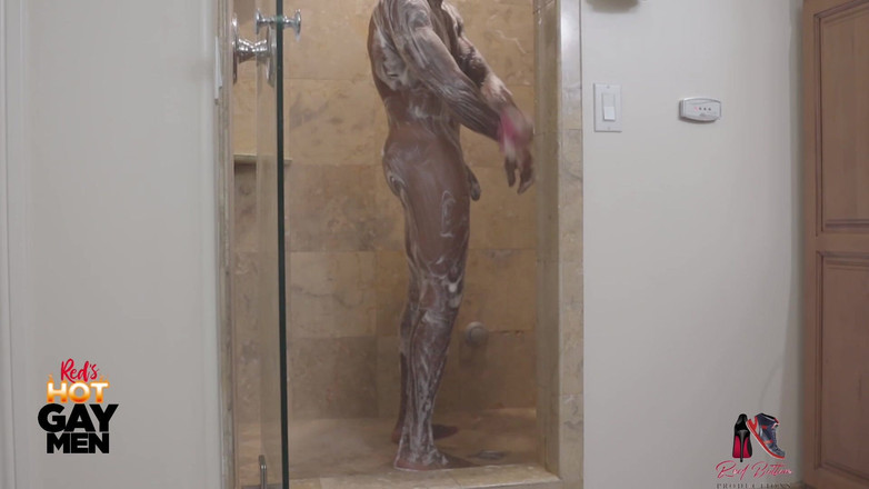 Reds Hot Gay Men: Doccia Stuzzica Da Solo