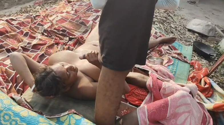 Sexydeb: デシ・ハウスワイフ オイルマッサージ