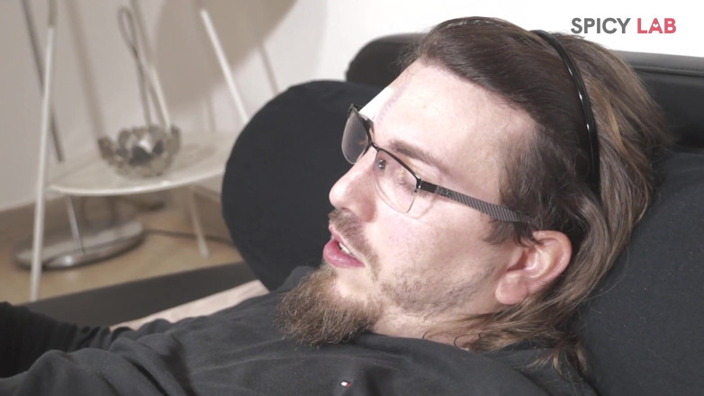 Spicy Lab Production: Sestřička plný servis, sexy coguar Rossana Doll šuká mladého chlapce Gothic