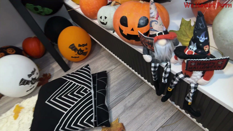 We heart Pron: Tattooed Halloween Bride Olivia Red in Black Lace Stockings Gets...