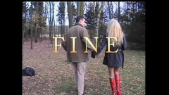 Out Sexxx: MiLF con grandi capezzoli e grande clitoride piscia nel parco...