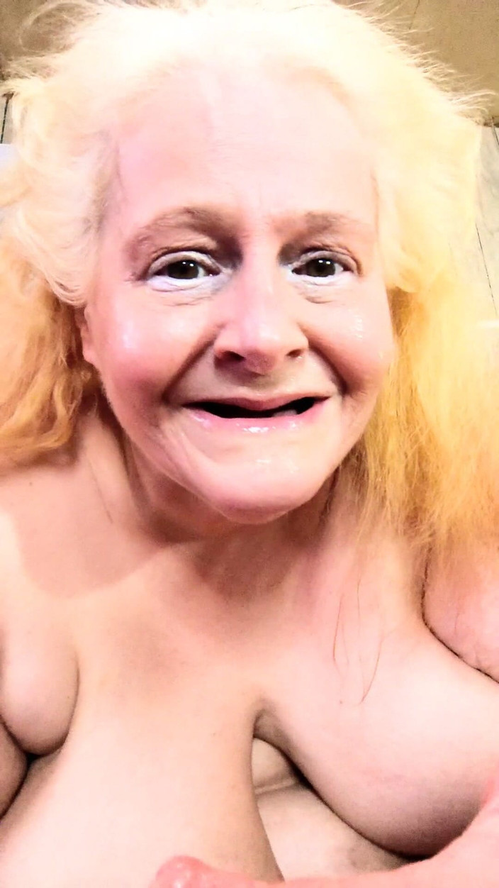 HerculesnVENUS: Ngentot toket dan kontol cowok ini dientot habis-habisan sampai muncrat