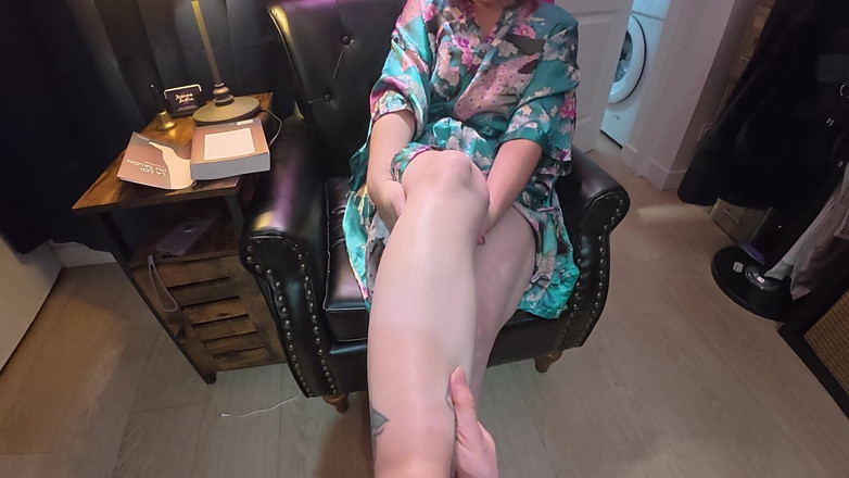 InannaJustice: Basit bir ayak masajı