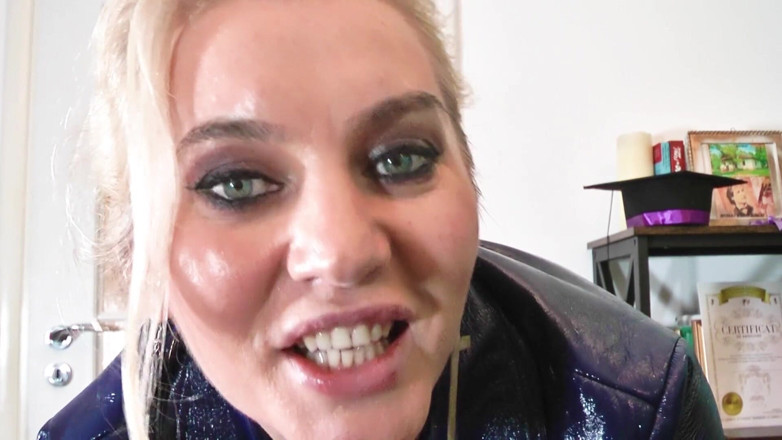Goddess Celine: Lipstick Domination