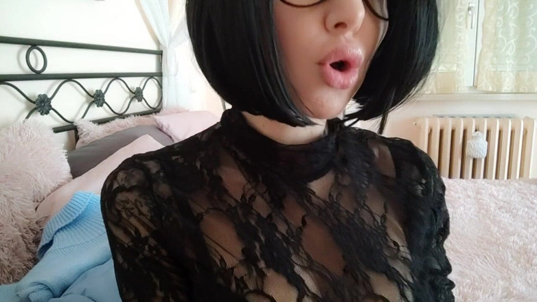 savannahamatoriale: Hot black lace