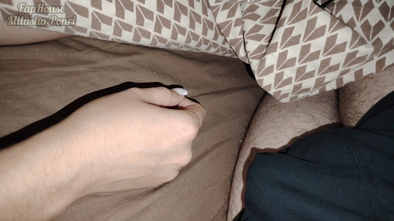 Milasha Ponri: Dotkl Jsem Se Ruky Své Nevlastní Sestry Svým Penisem