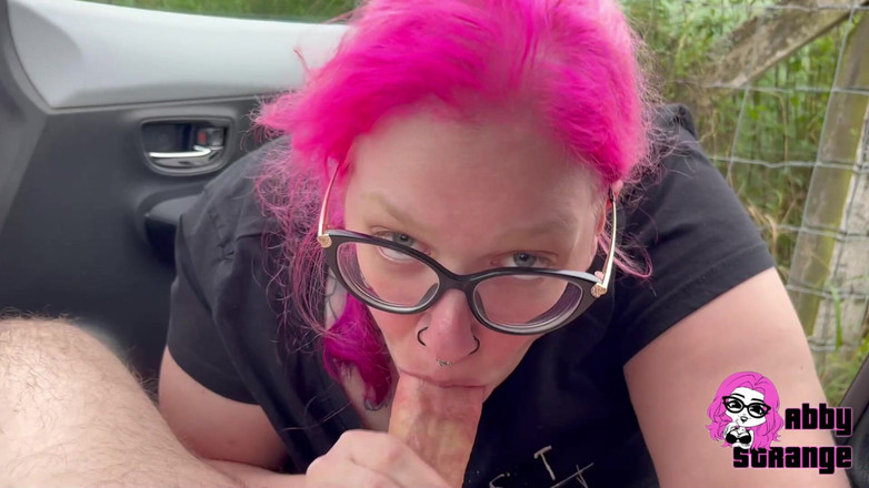 Abby Strange: Puclib Blowjob with Crazy Big Cumshot