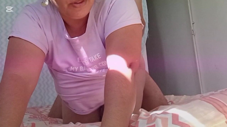Valkyrieandluigy: Esposa Tetona Follando Y Cabalgando