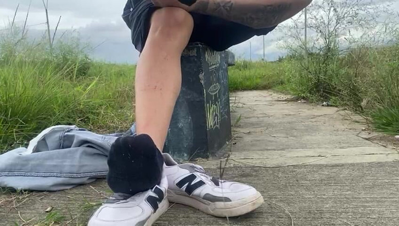 Mr Feet Colombia: Macho Meninggalkan Pejabat Dan Menukar Kasutnya Untuk Bermain Futbot