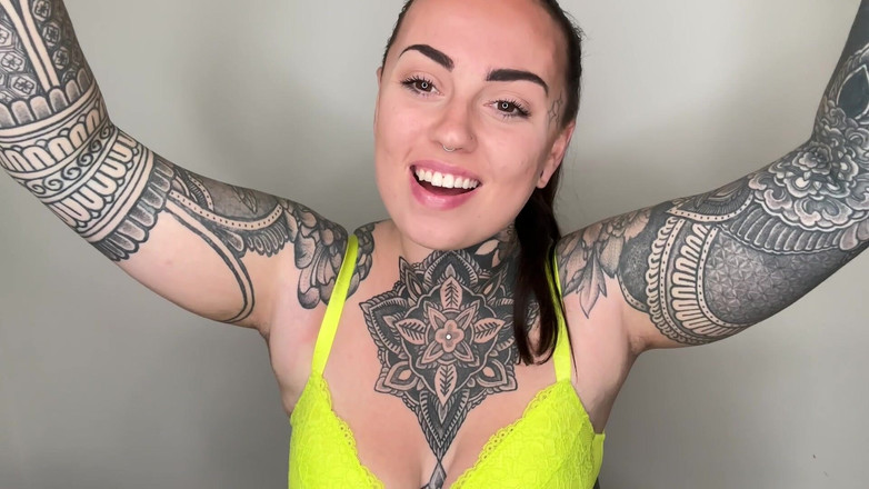 Miss Valentina: Wedgies Only Household