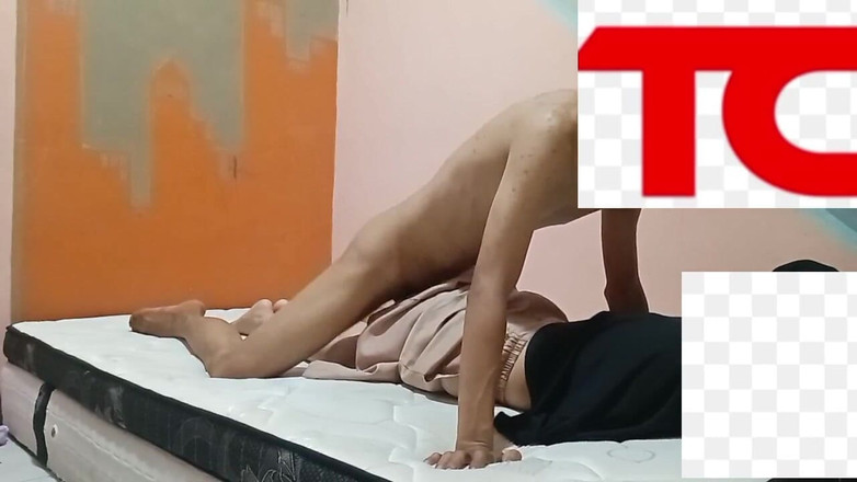 Famly sex: Познайомтеся зі своїм колишнім на вулиці і будьте запрошені в пансіонат