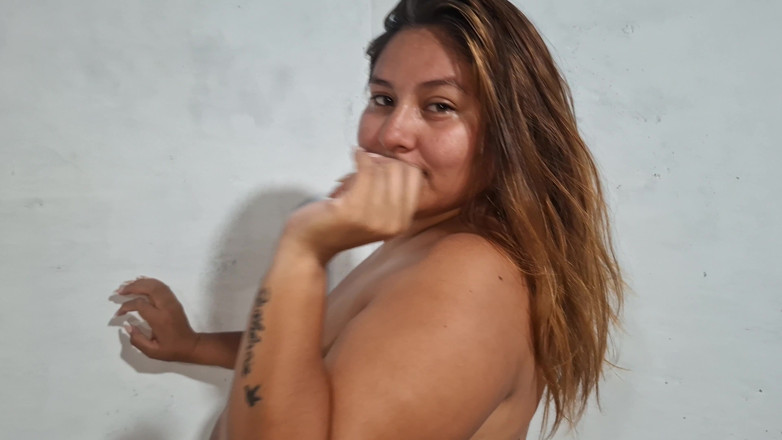 SugarPose: BBW Latina Tanzt Und Schüttelt Ihren Arsch