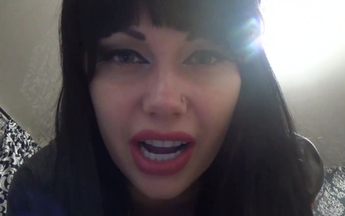 Goddess Misha Goldy: Vaše 3 přání Made A Truly Femdom Devil 1