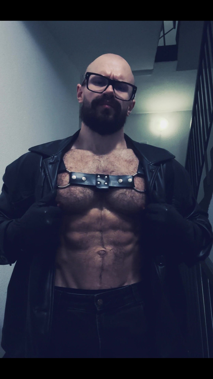 Mister Stone: ध्वनि!