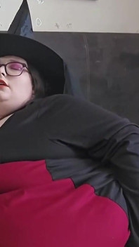 Multi-orgasmus-gothic-hexenspiel - teil 2