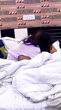 Capitolul - 01 Fată indiană studentă din Delhi virală Oyo MMS 18+