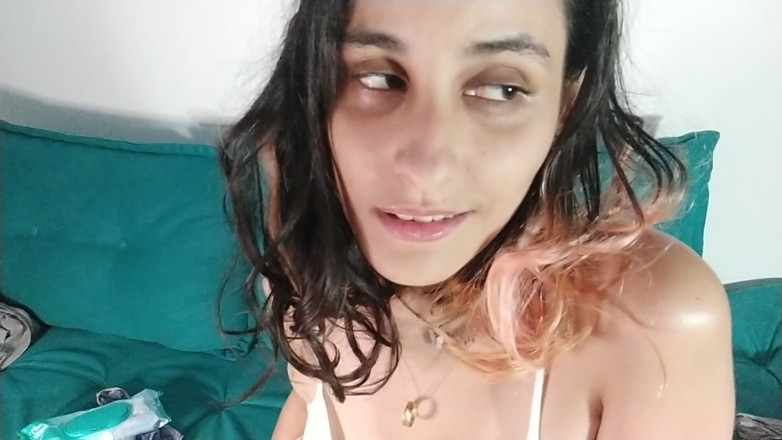 Ms Candy Bunny: Tickle My Feet 2