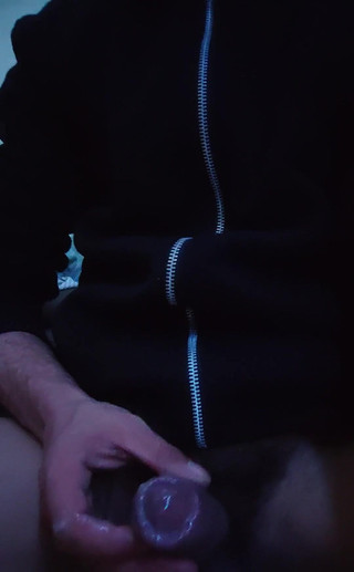 Costiro: Tření mého ptáka, dokud nevystřílím náklad