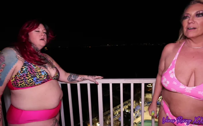 Venus Rising_Hotwife: Prázdninové lesbičky šukají osušáka